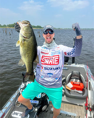 Pipkens and Lake Fork get along real well! – Chad Pipkens Elite Series  Angler